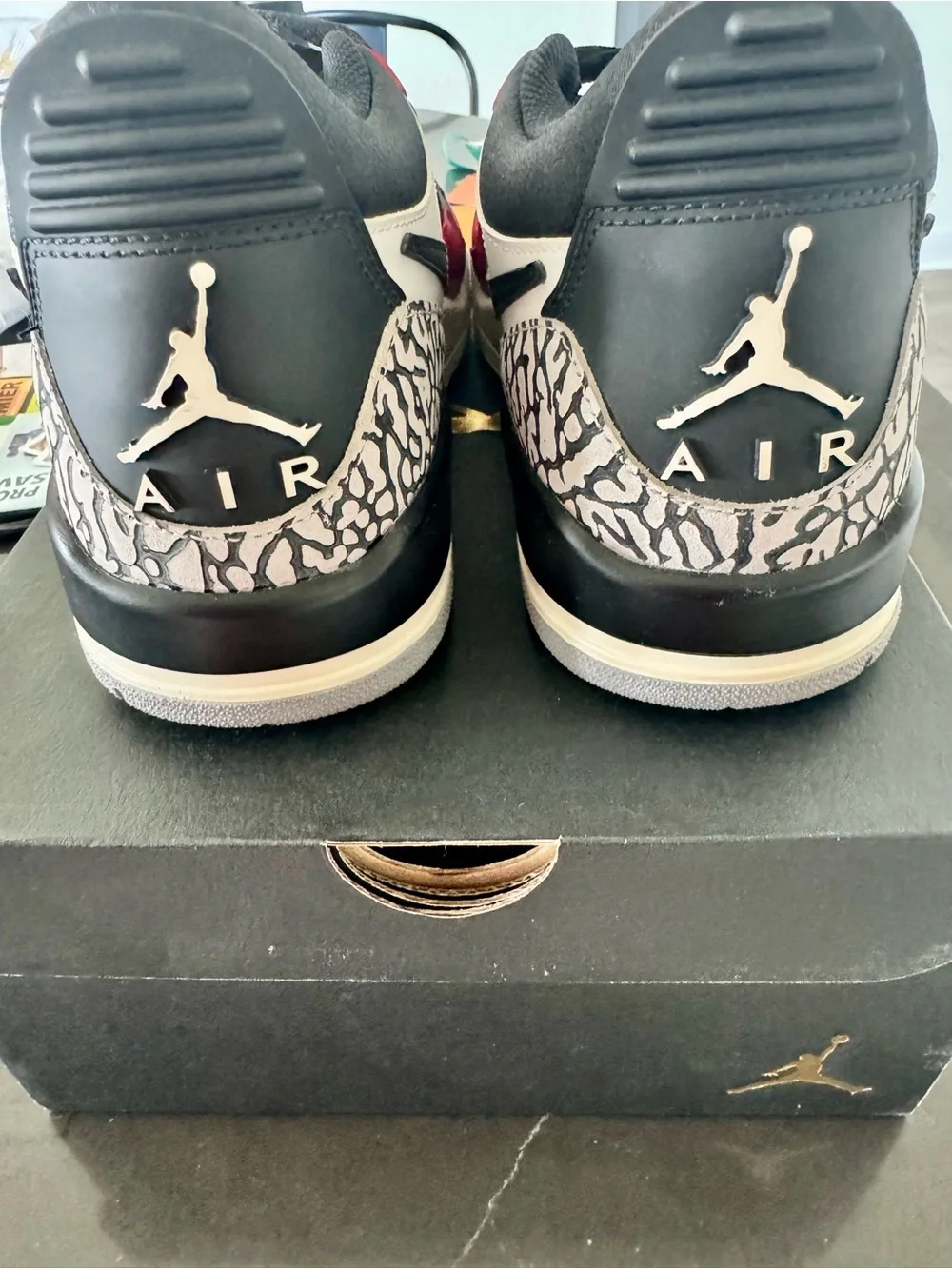 Nike Jordan Men's Red, Black & White Men’s Size 8